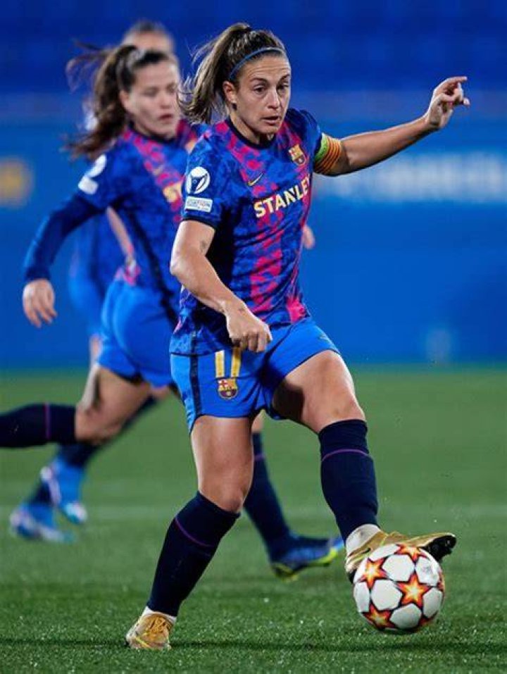 Alexia Putellas Height Weight Body Measurements Shoe Size Statistics
