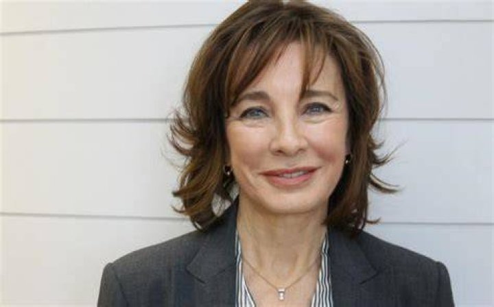 Anne Archer Bra Size, Age, Weight, Height, Measurements