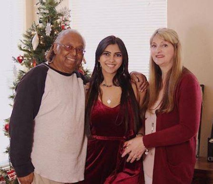 Brenna Marie Narayan Wiki, Age, Boyfriend, Height & Parents