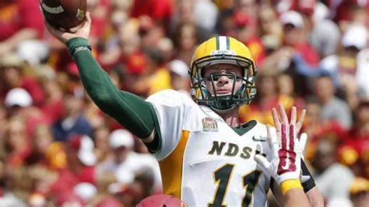 Carson Wentz parents: Who are Cathy Domres and Doug Wentz? Age, bio, profession 1 Carson Wentz