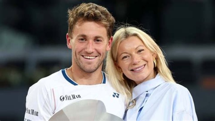 What nationality is Casper Ruud? What is Casper Ruud ethnicity? 1 Casper Ruud famil