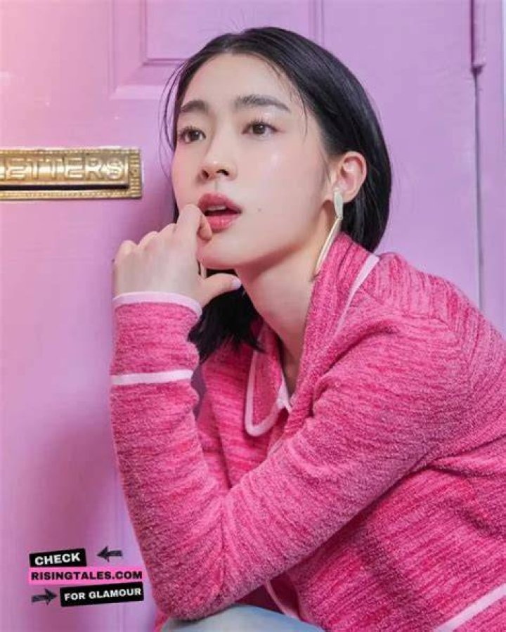 Choi Sung Eun Wiki, Age, Boyfriend, Height, Net Worth & More