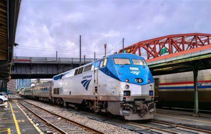 Does Amtrak go to Portland Oregon?