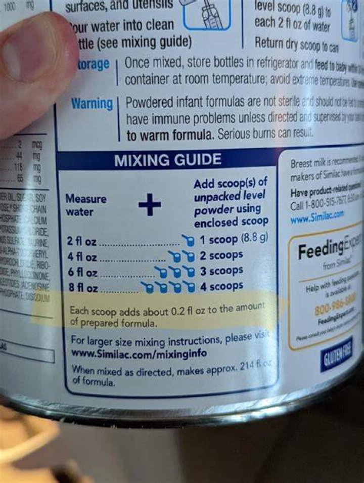 How many scoops of formula are in a 4oz?