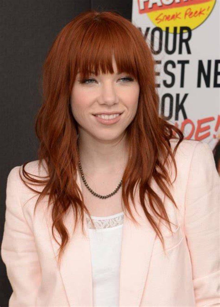
How Much Money Does Carly Rae Jepsen Make? Latest Income Salary

