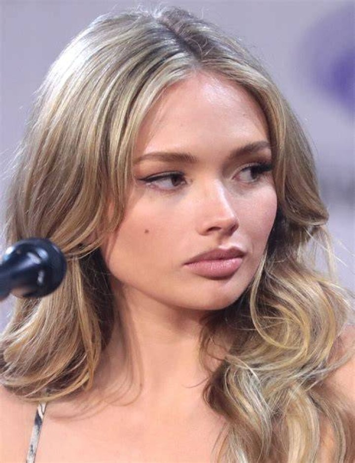 
How Much Money Does Natalie Alyn Lind Make? Latest Income Salary
