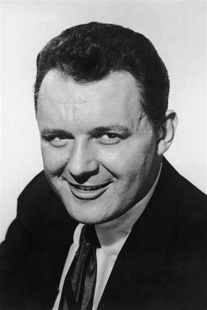 Is Rod Steiger still alive?