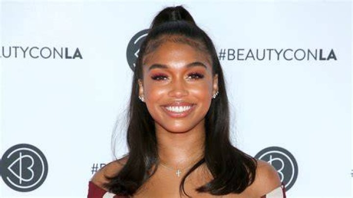 Lori Harvey Shows Off Washboard Abs During Hardcore Workout — Celebwell