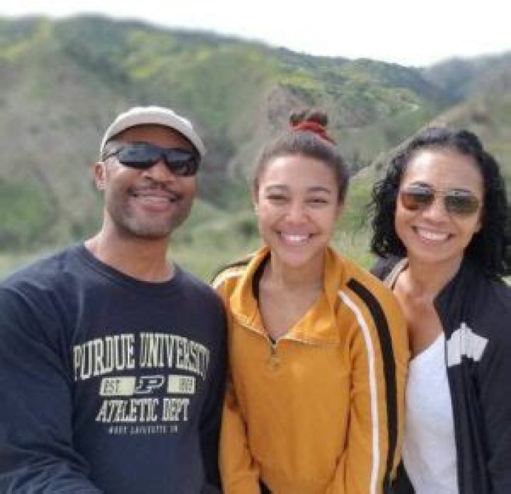 Mychala Lee with her family Mychala Lee with her family