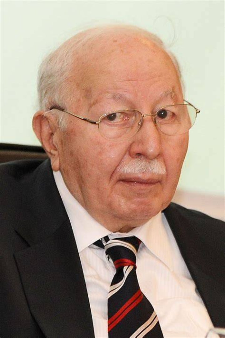 Necmettin Erbakan Necmettin Erbakan