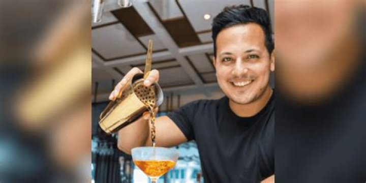 RAUL BARTENDER