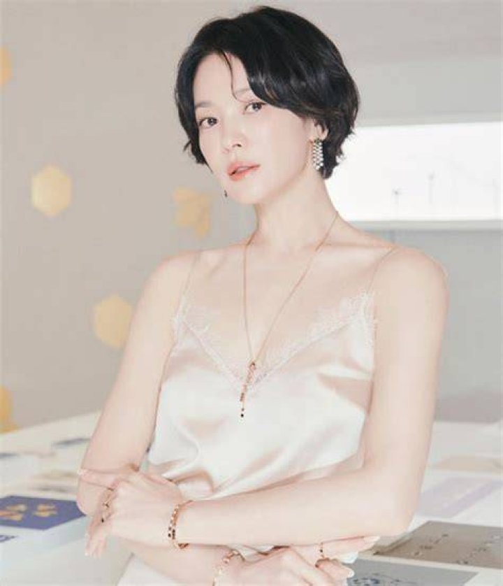 Song Hye-kyo Bra Size, Age, Weight, Height, Measurements