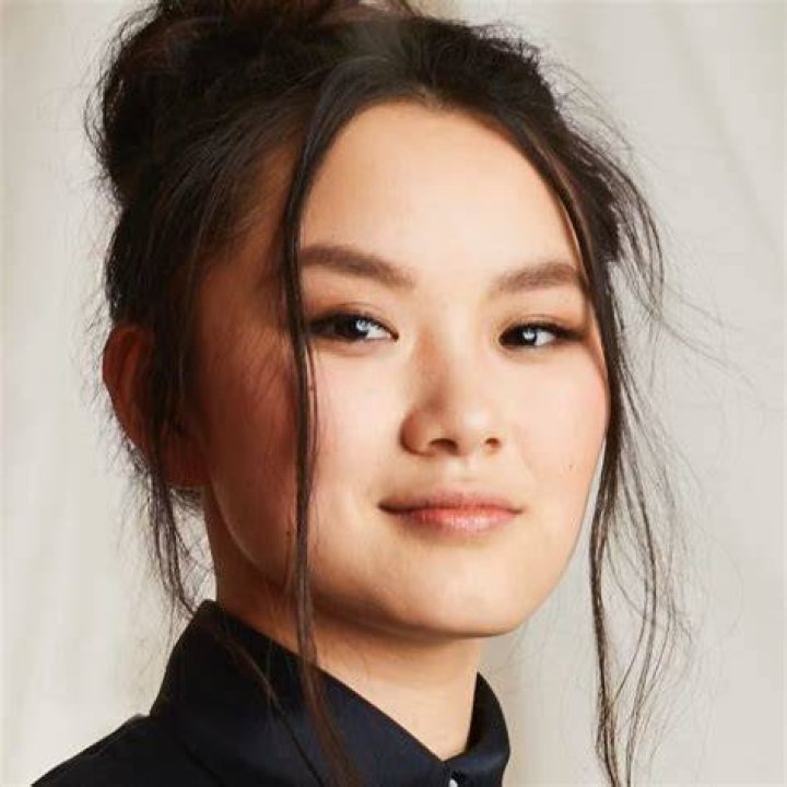 Thaddea Graham Wiki, Height, Parents, Age, Boyfriend & Facts