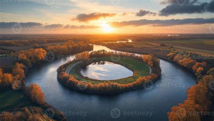 Where is the most prominent oxbow lake?